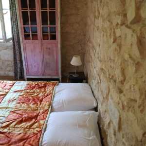 Image 02_gite_la_vigonie_chambre-12
